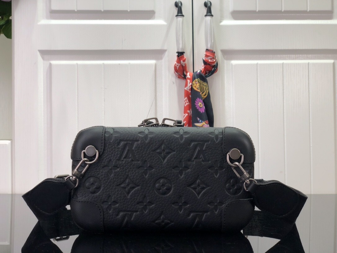 LV HORIZON CLUTCH M20439