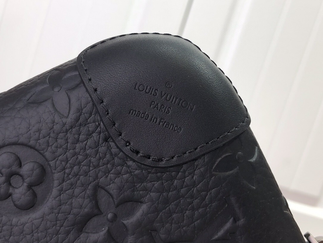 LV HORIZON CLUTCH M20439