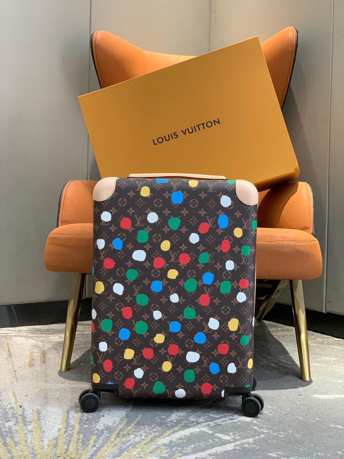 LV Horizon LUGGAGE M23303 