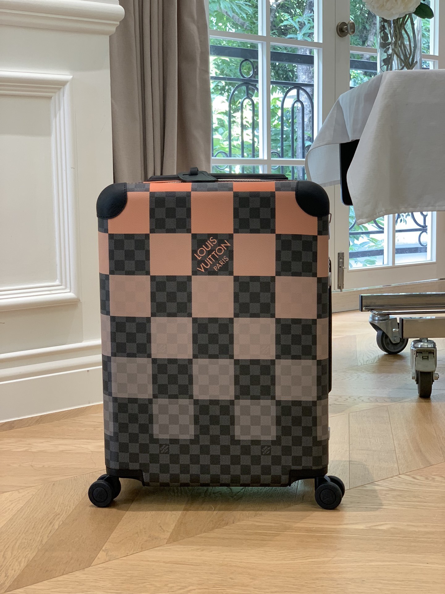 LV Horizon LUGGAGE M23303 