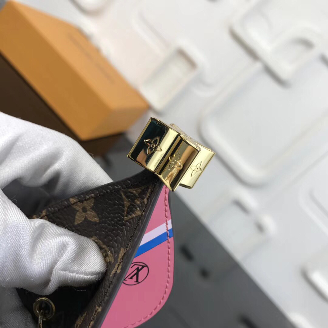 LV IN THE AIR BAG CHARM AND KEY HOLDER M67392