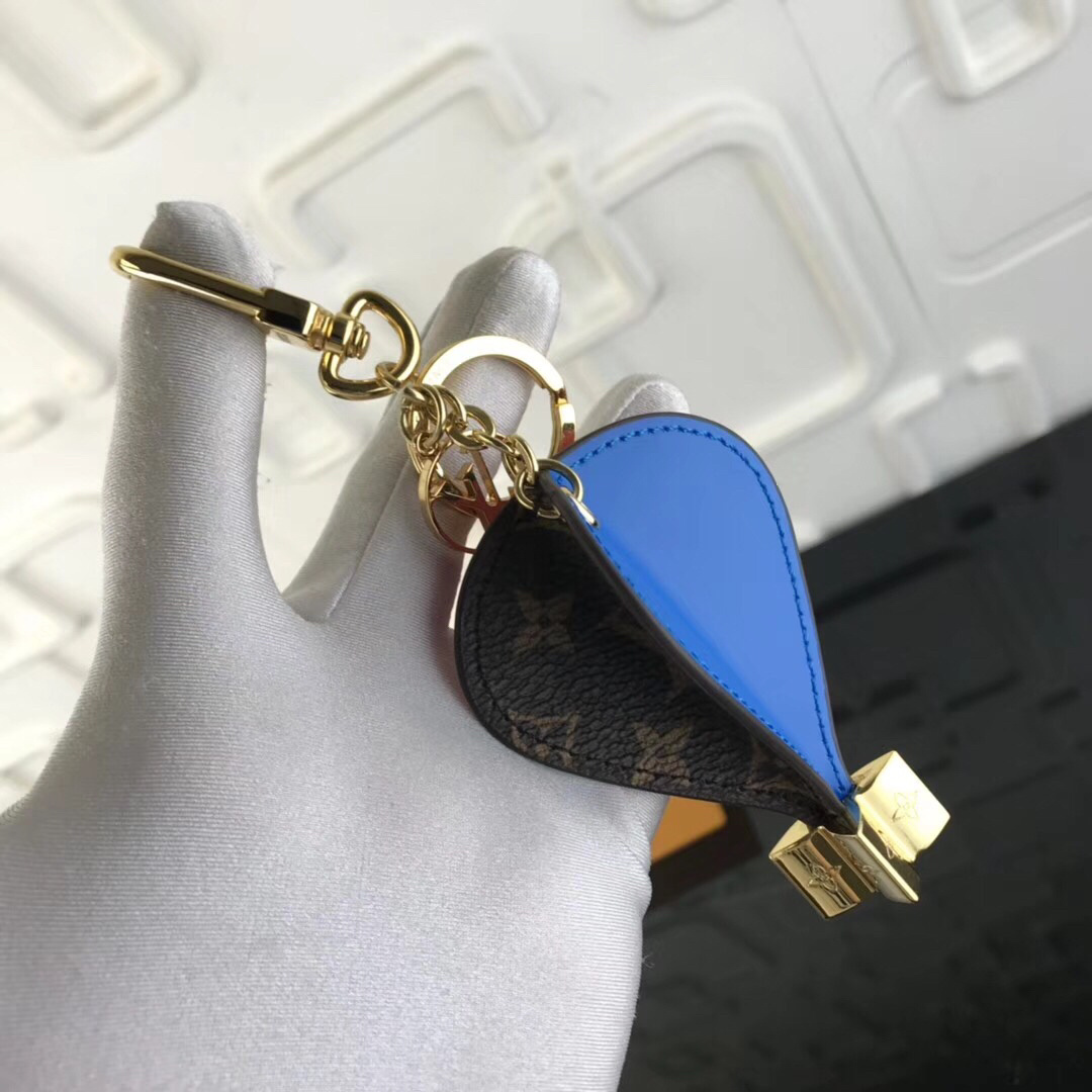 LV IN THE AIR BAG CHARM AND KEY HOLDER M67392