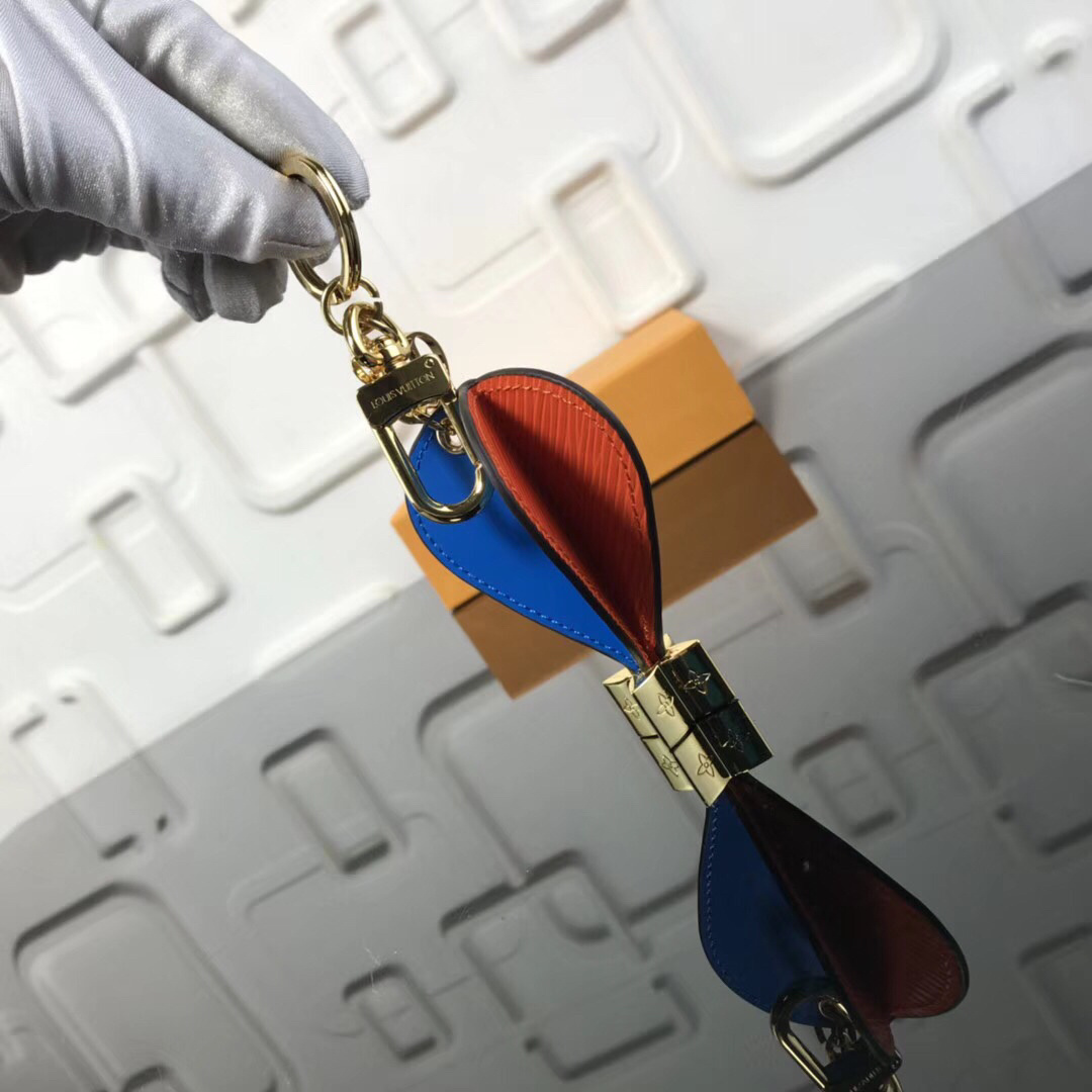 LV IN THE AIR BAG CHARM AND KEY HOLDER M67392
