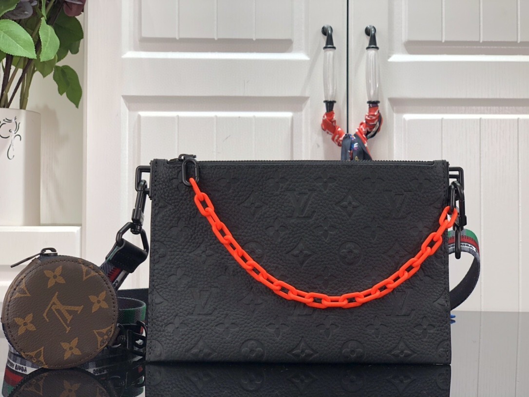 LV IN THE LOOP BAG M59681
