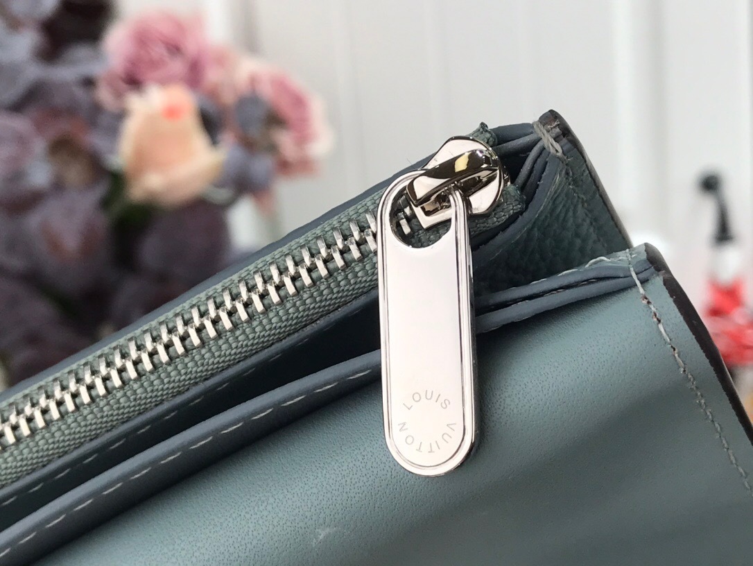 LV IRIS COMPACT wallet M69213