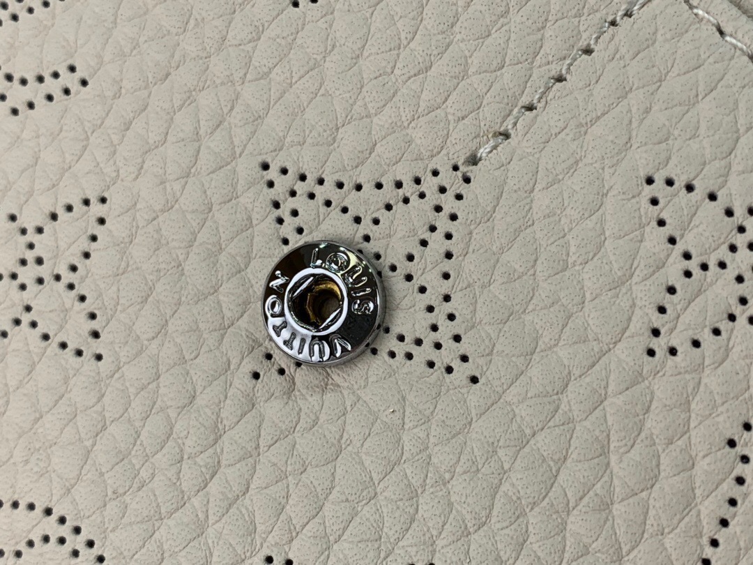 LV IRIS wallet M60144BL