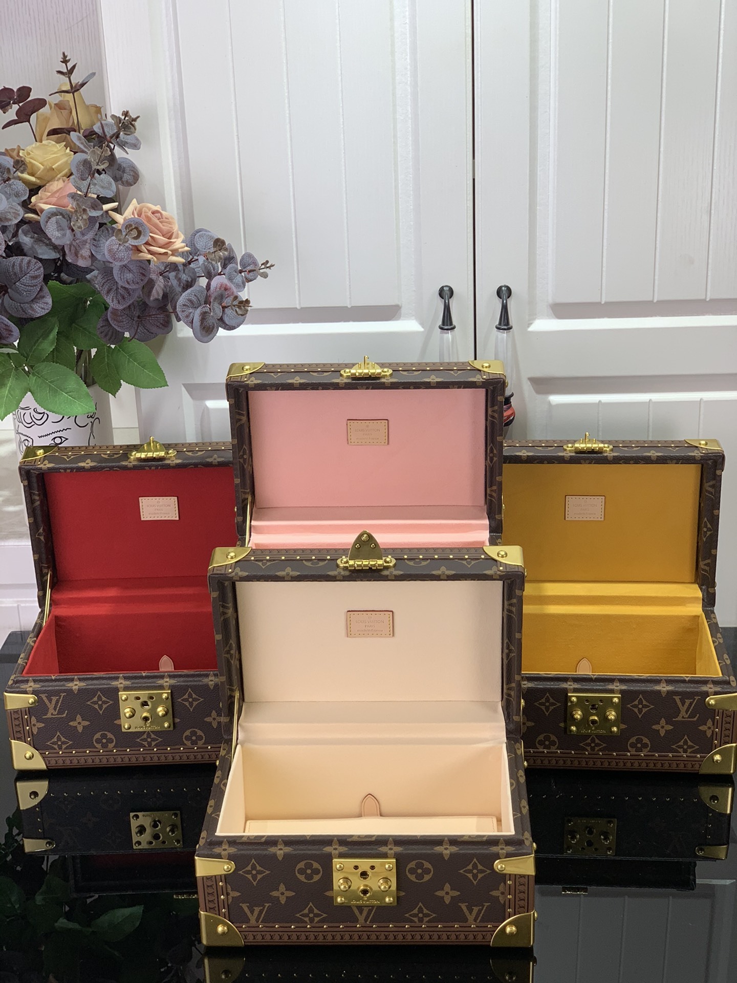 LV Jewelry box M20292A 