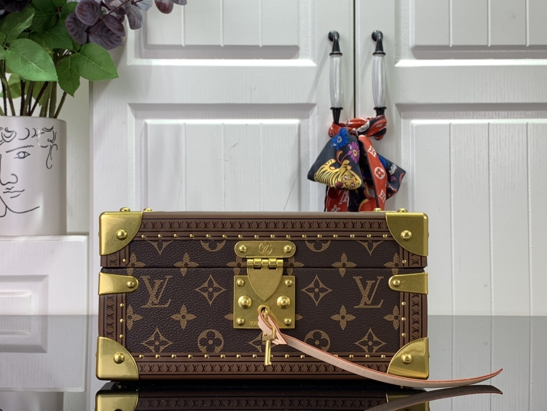 LV Jewelry box M20292A 