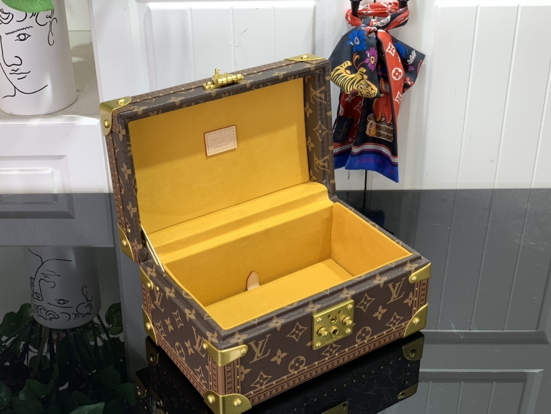LV Jewelry box M20292A 