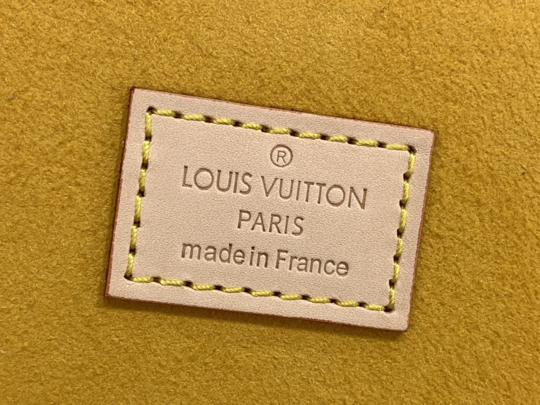 LV Jewelry box M20292A 