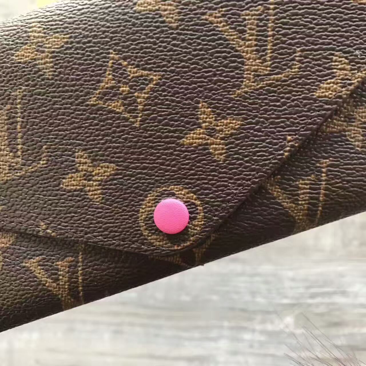 LV Josephine wallet 60708A