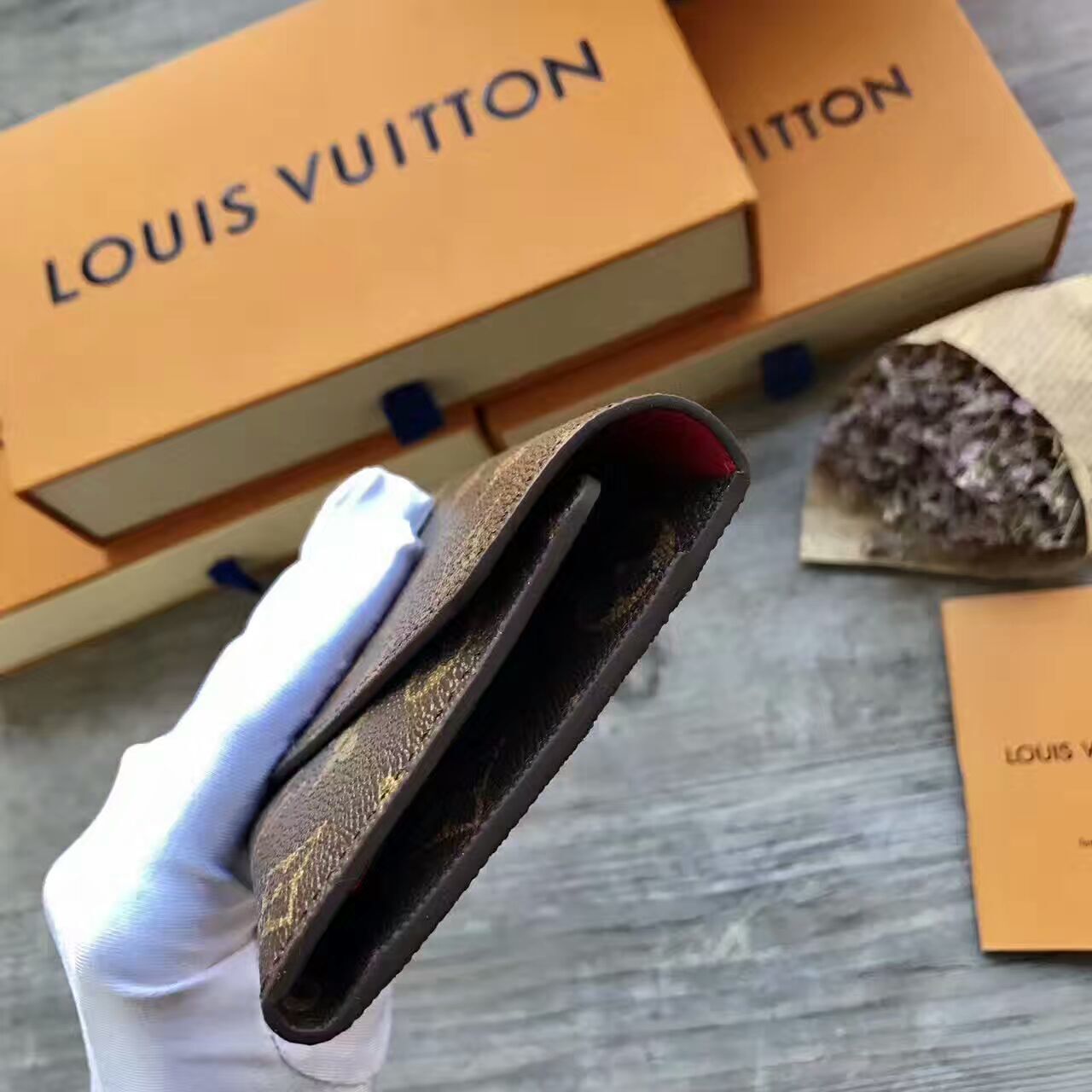 LV Josephine wallet 60708A