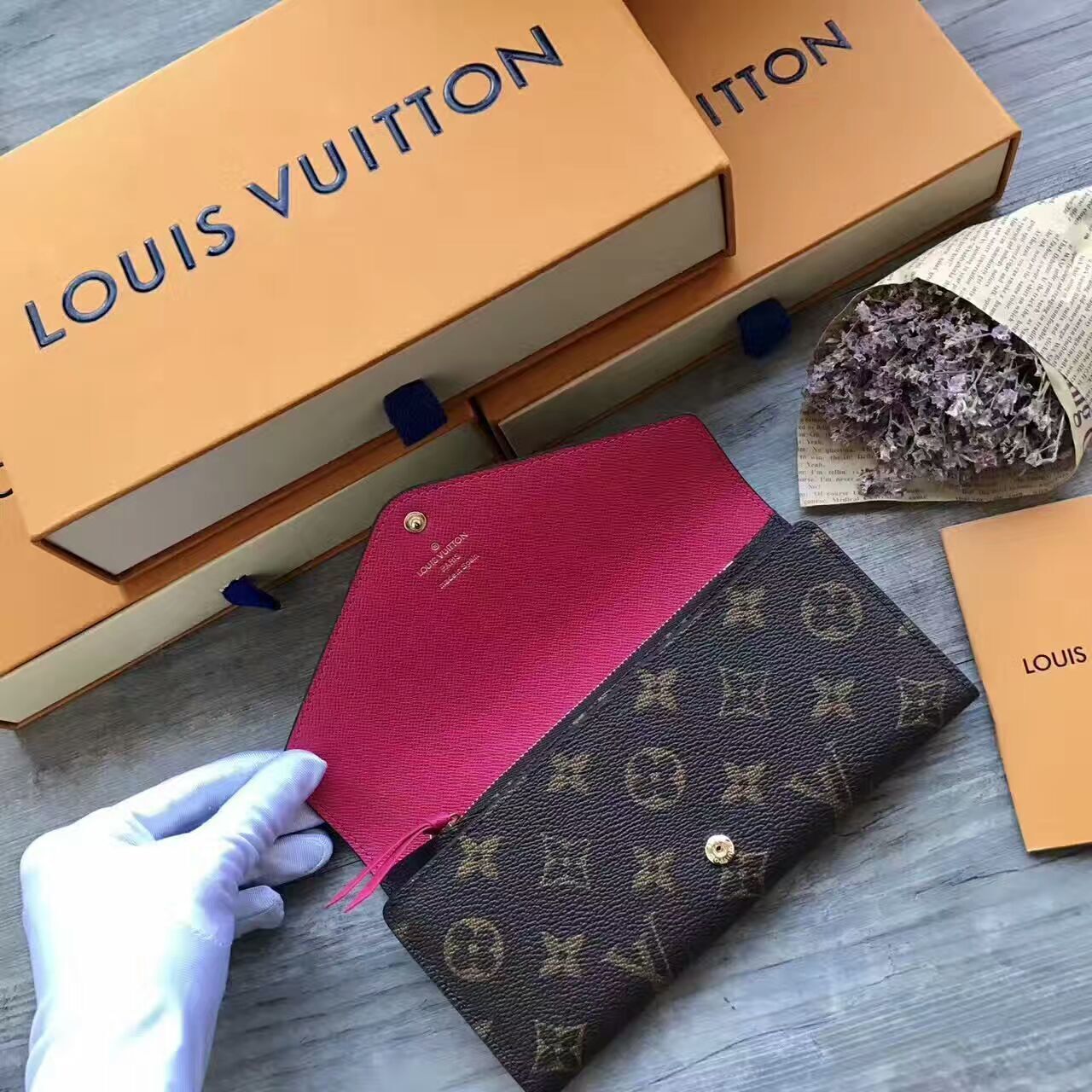 LV Josephine wallet 60708A
