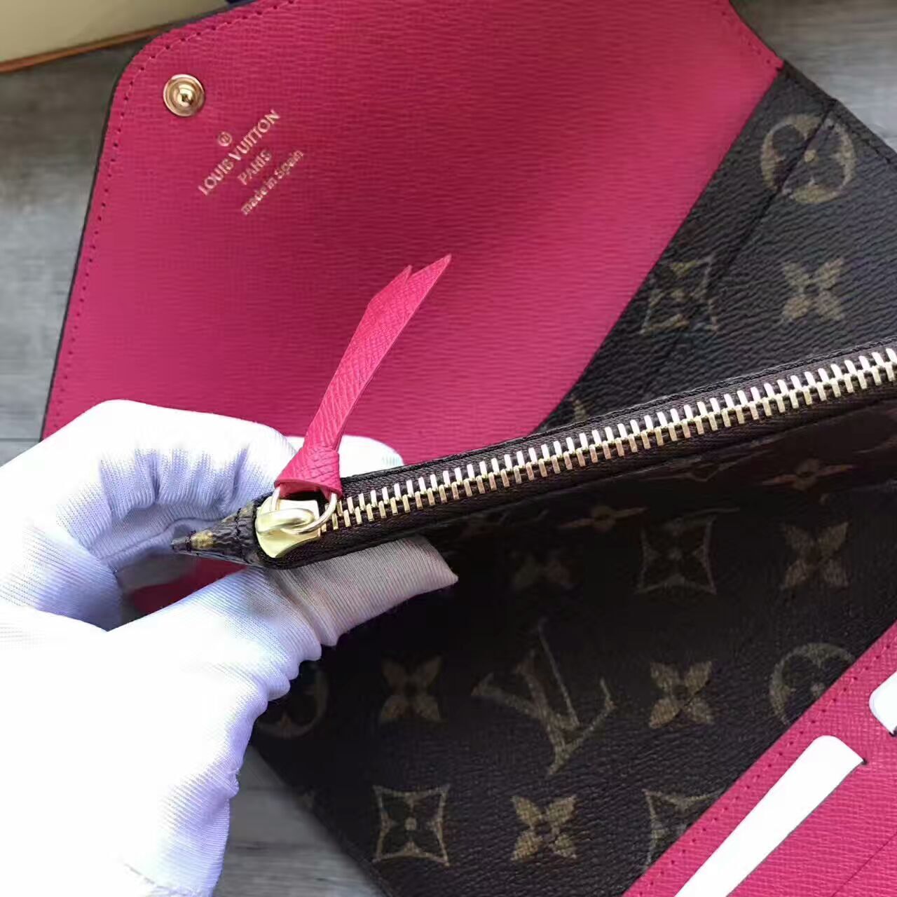 LV Josephine wallet 60708A