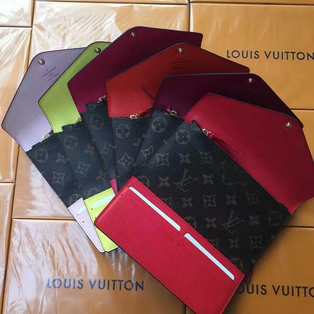 LV Josephine wallet 60708A