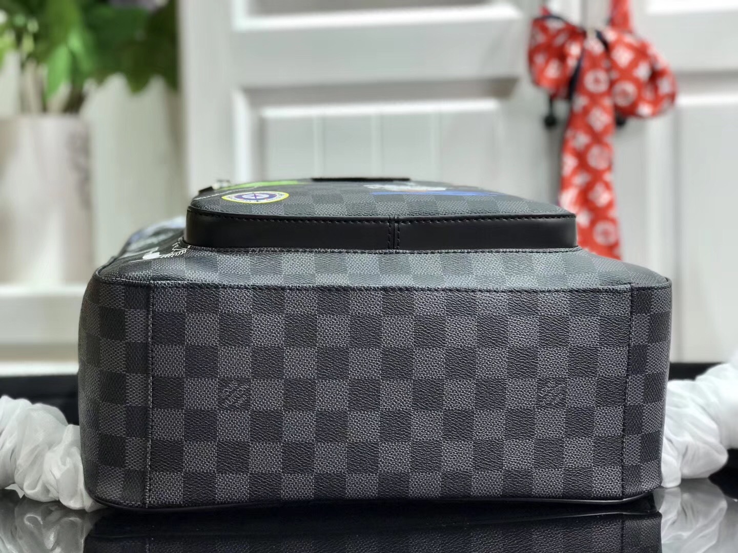 LV JOSH BACKPACK N40199