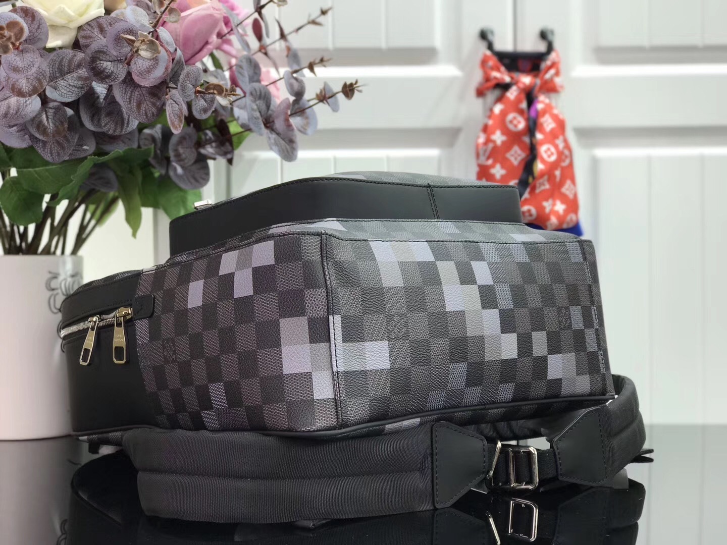 LV JOSH BACKPACK N41473