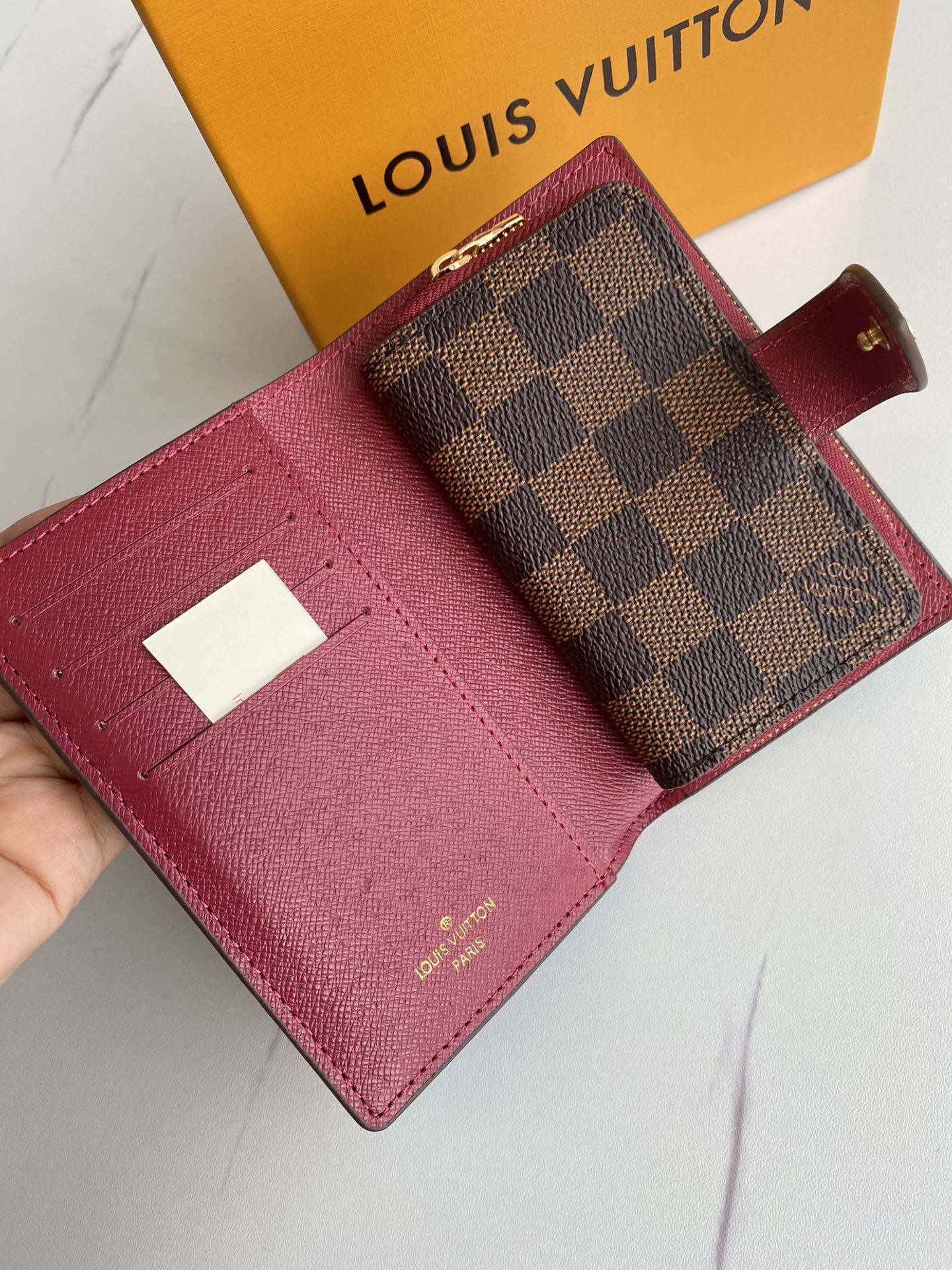LV JULIETTE wallet M69433