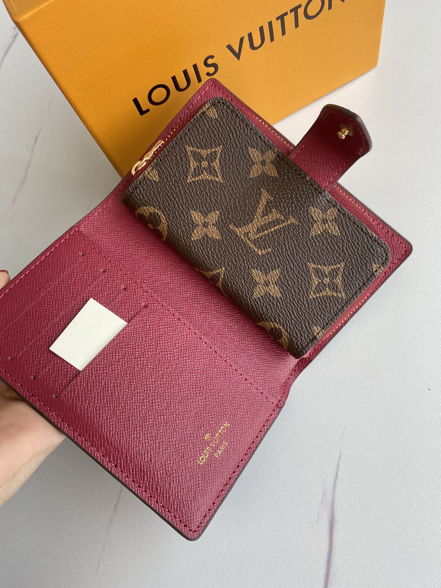 LV JULIETTE wallet M69433