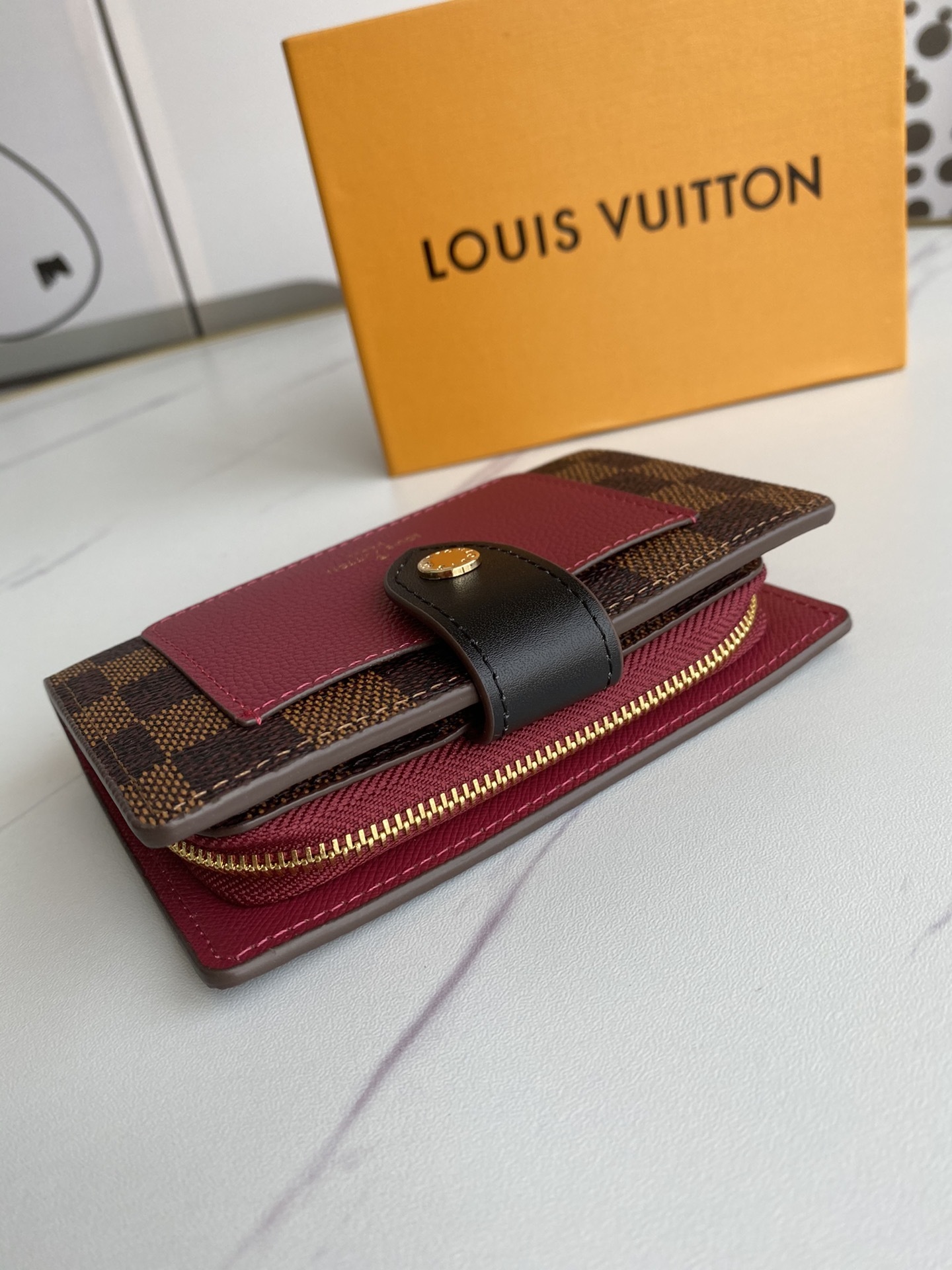 LV JULIETTE wallet M69433