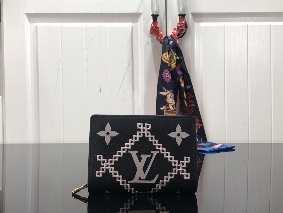 LV JULIETTE wallet M81212