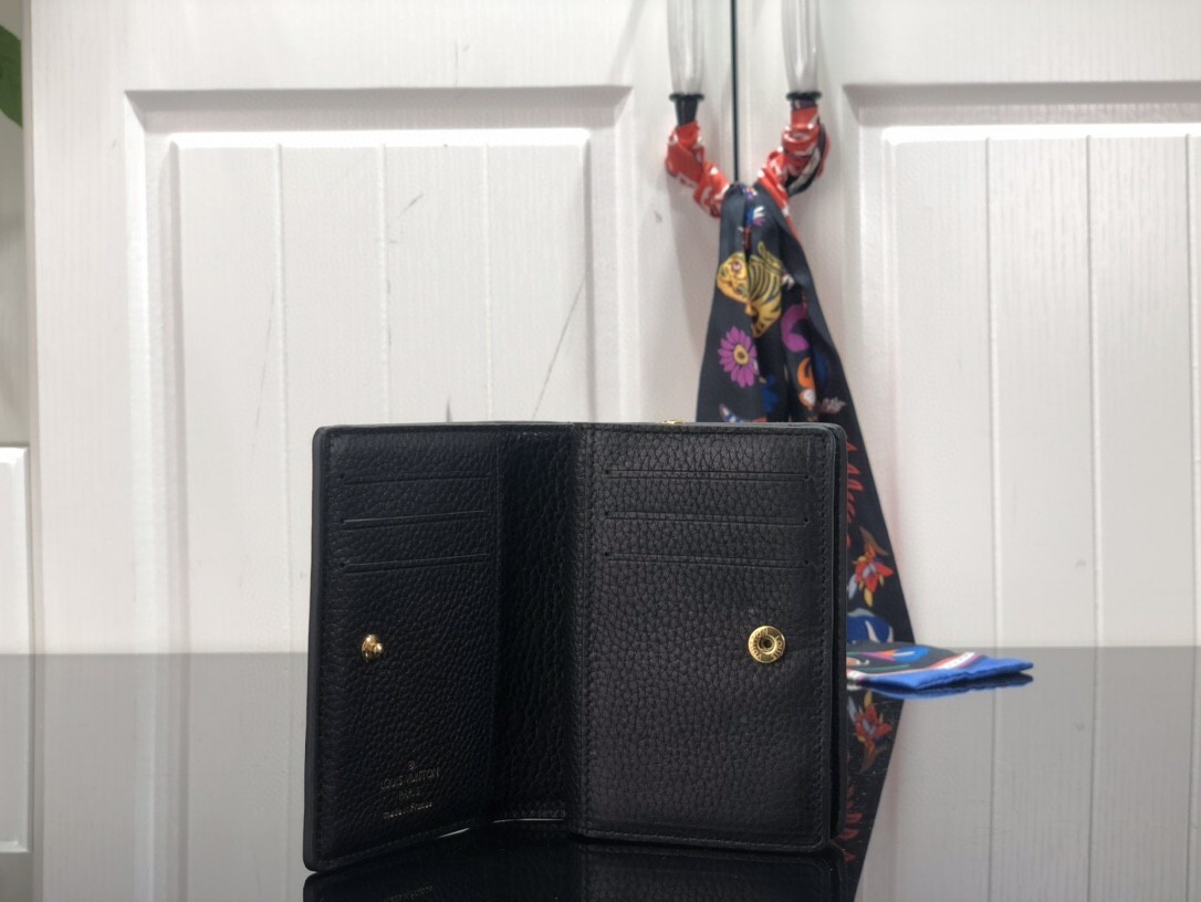 LV JULIETTE wallet M81212