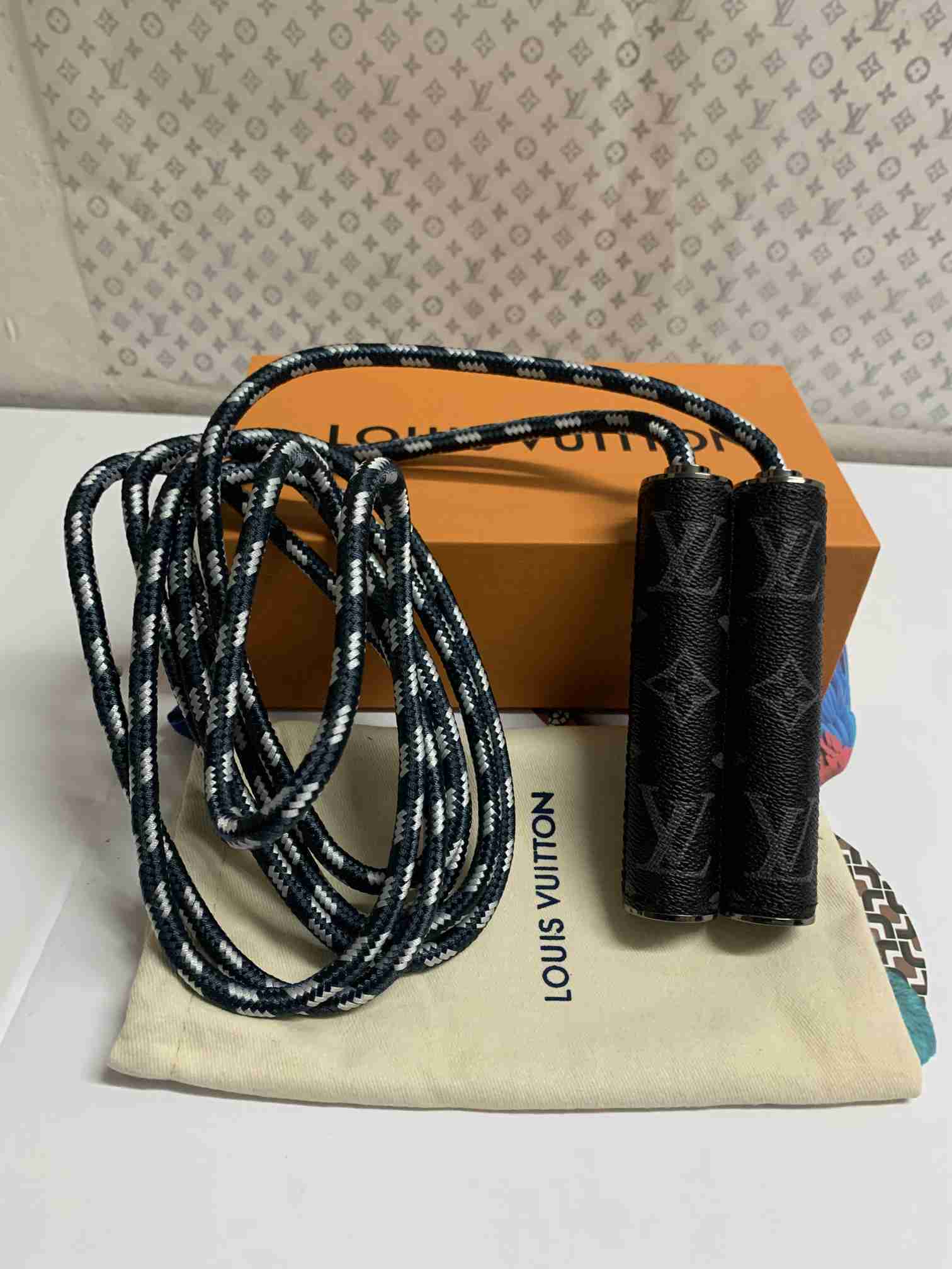 LV JUMP ROPE CHRISTOPHER GI0210