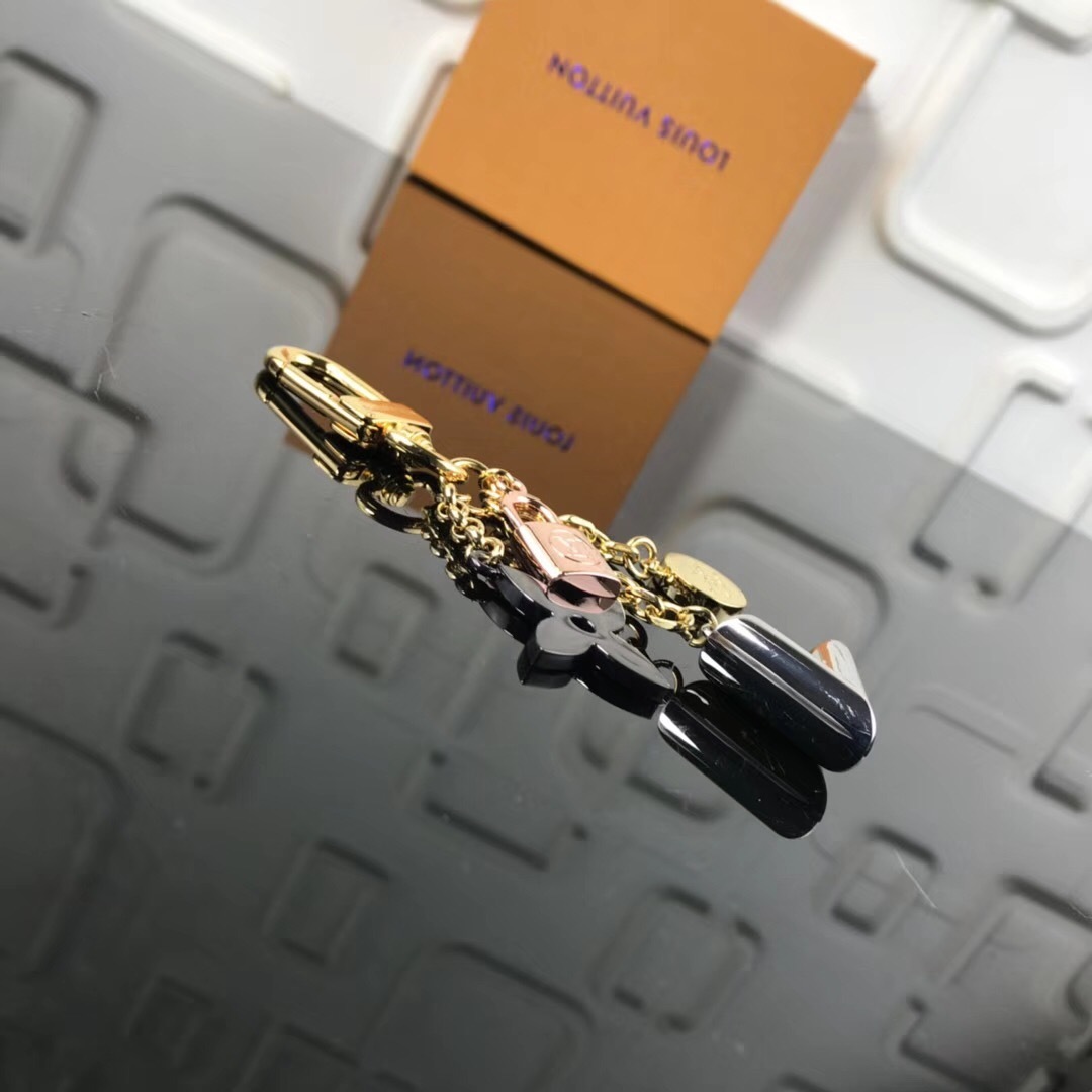 LV KALEIDO V BAG CHAIN 67377