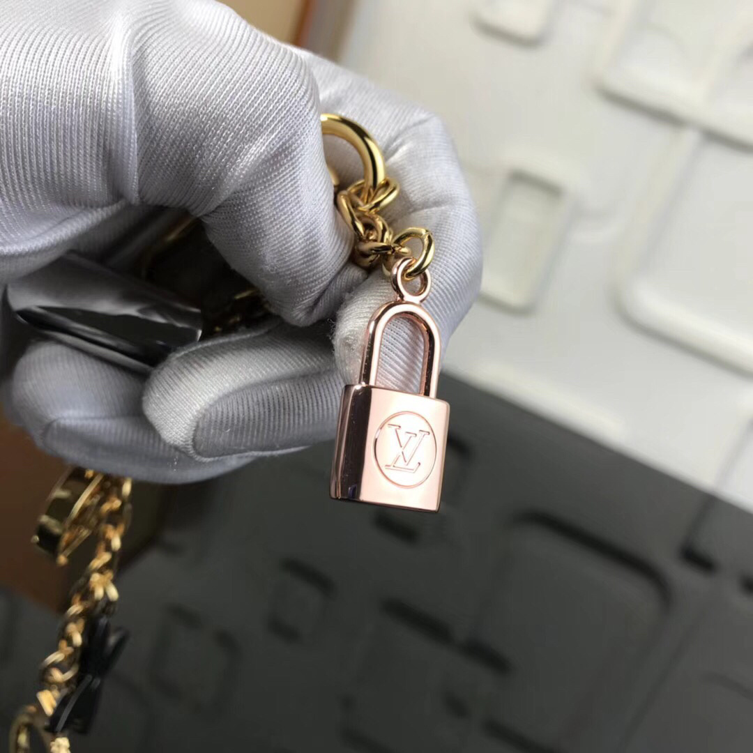 LV KALEIDO V BAG CHAIN M67379