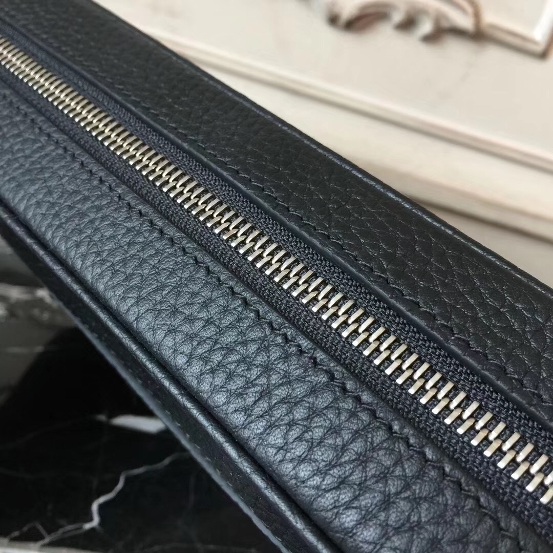 LV KASAI Bag M51726