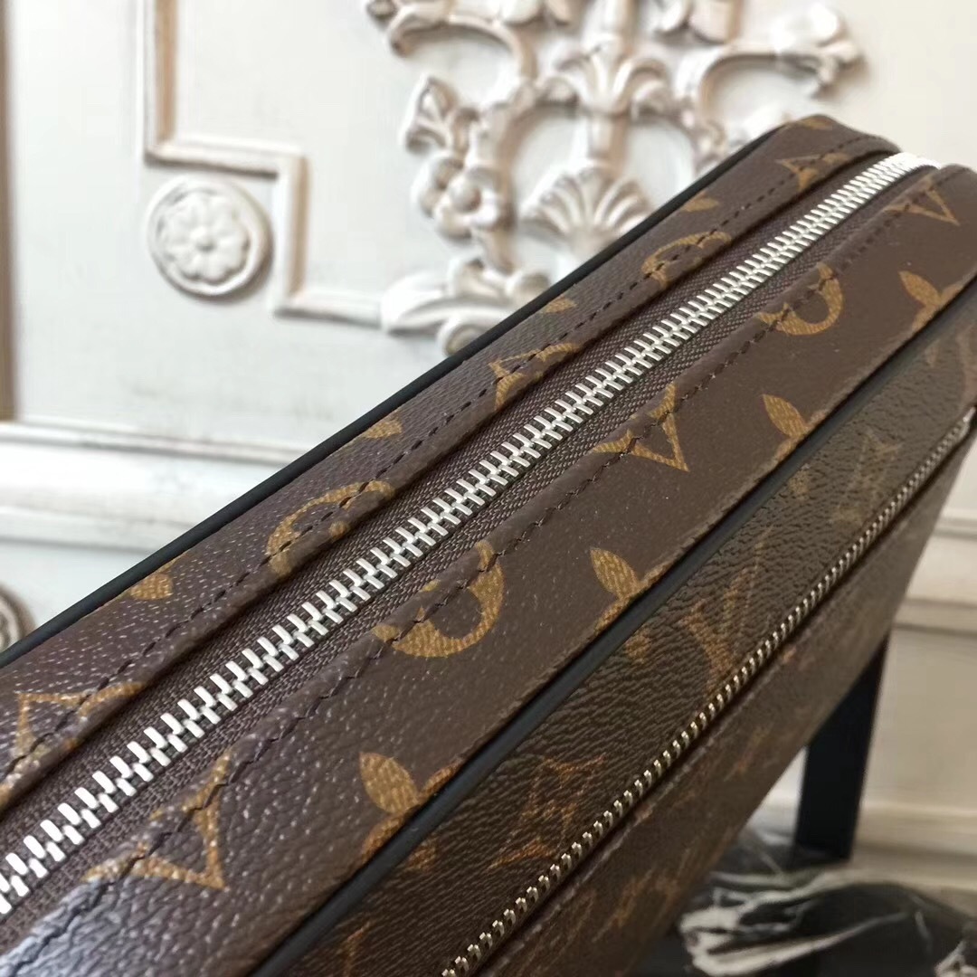 LV KASAI CLUTCH N41664