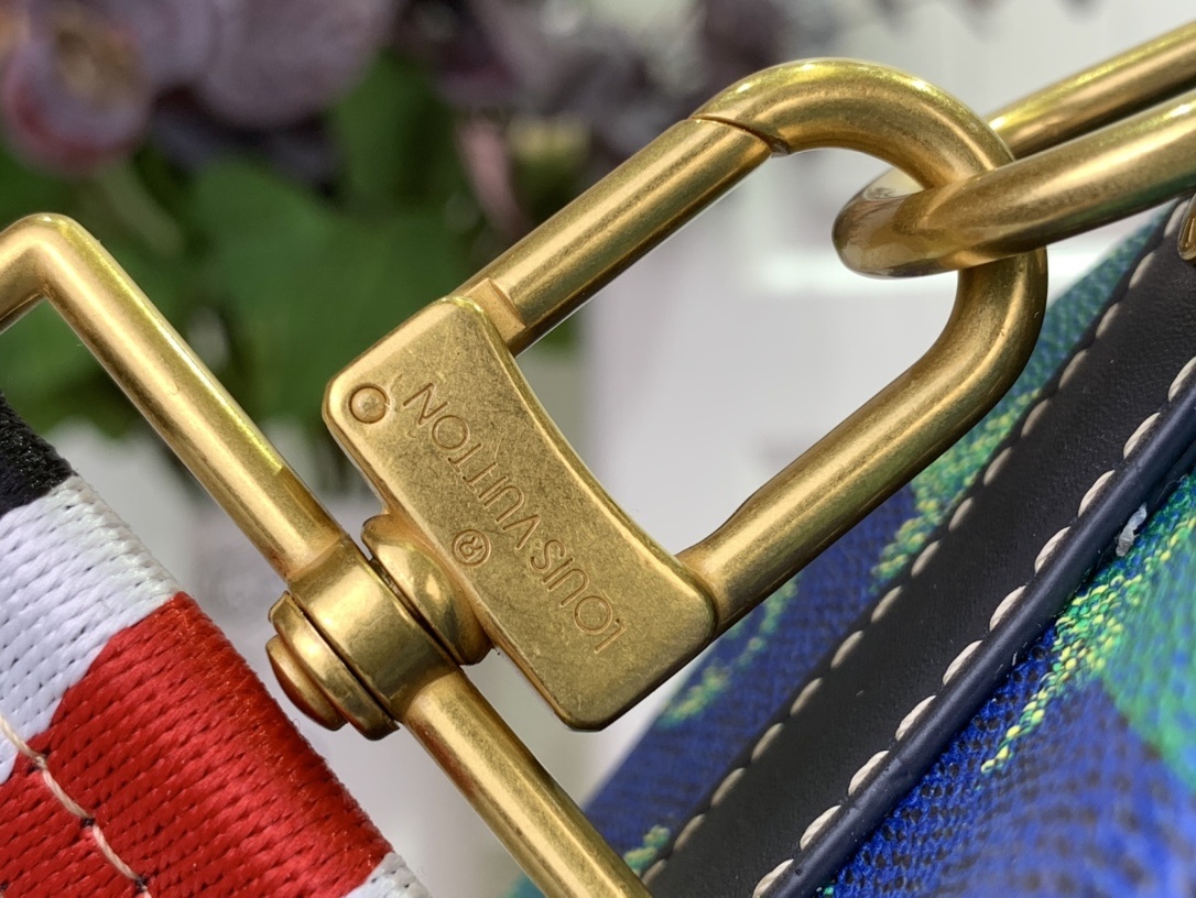 LV KEEPALL BANDOULI??RE 25 M25786