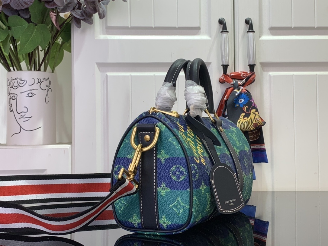 LV KEEPALL BANDOULI??RE 25 M25786