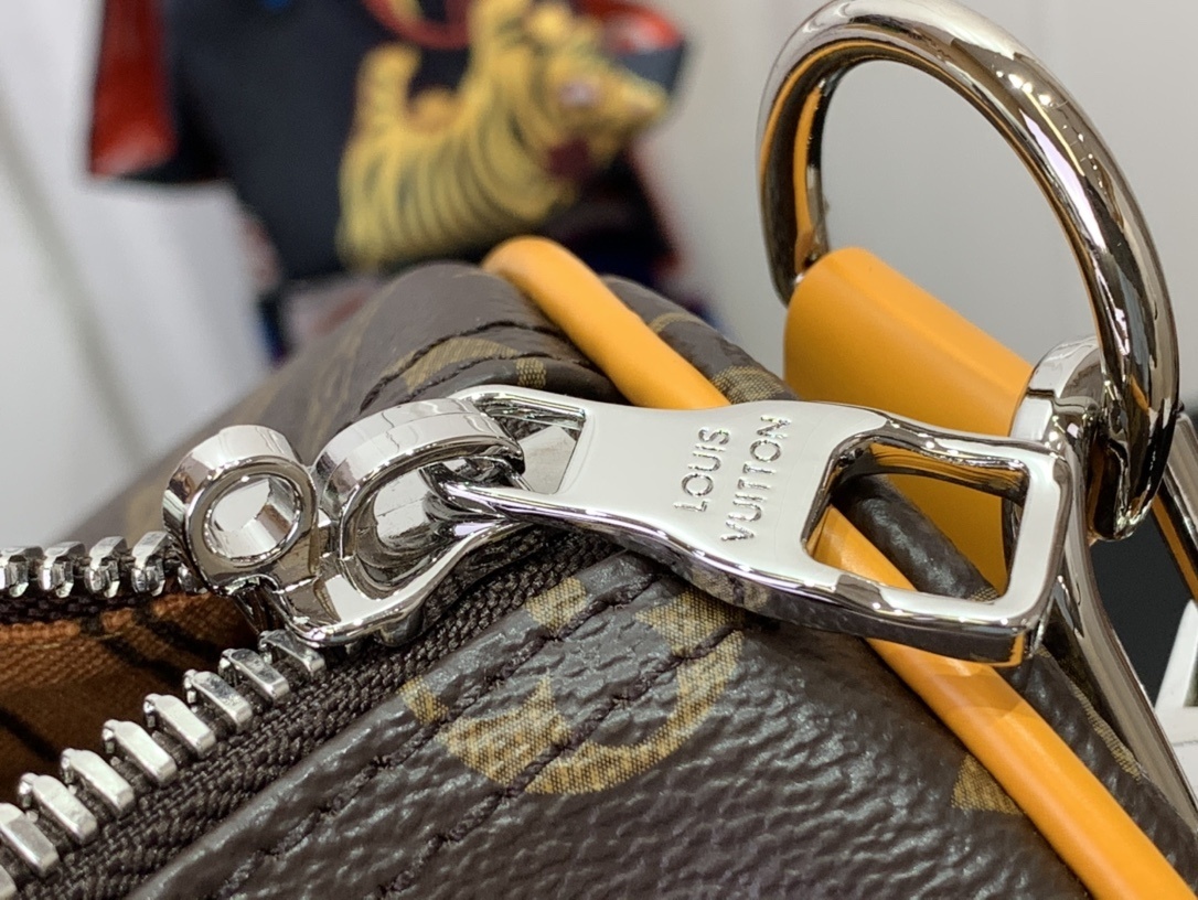 LV Keepall Bandouli??re 50  m12630 