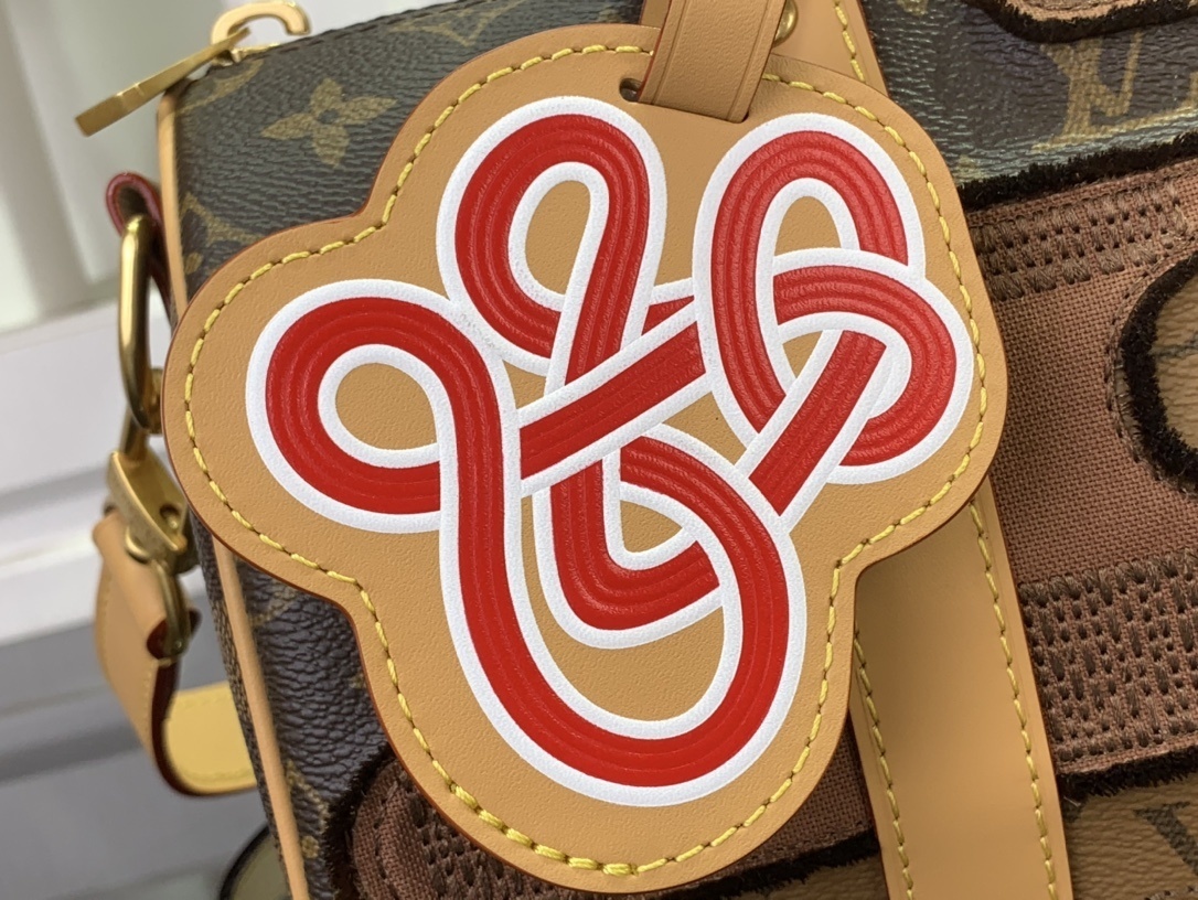 LV Keepall Bandouli??re M15428 