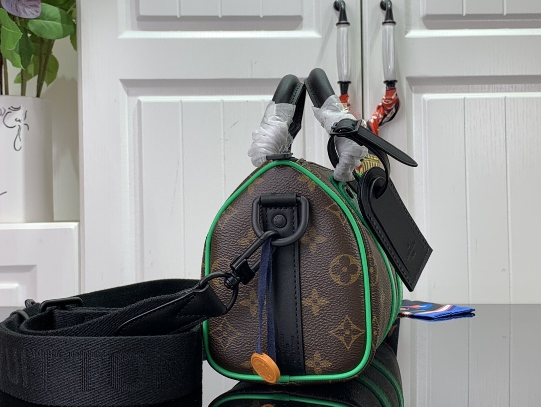 LV KEEPALL BANDOULIERE 25 M46249