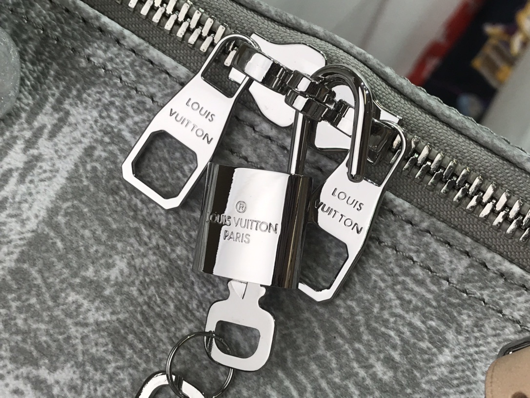 LV KEEPALL BANDOULIERE 50 N50069 