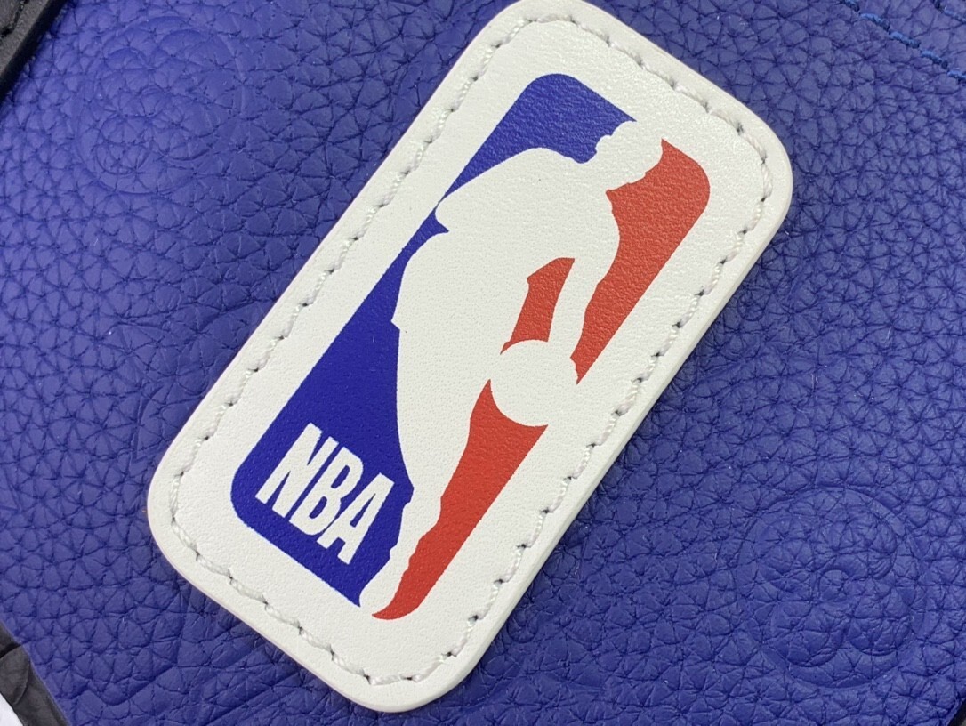 LV KEEPALL BANDOULIERE 55 M21105 