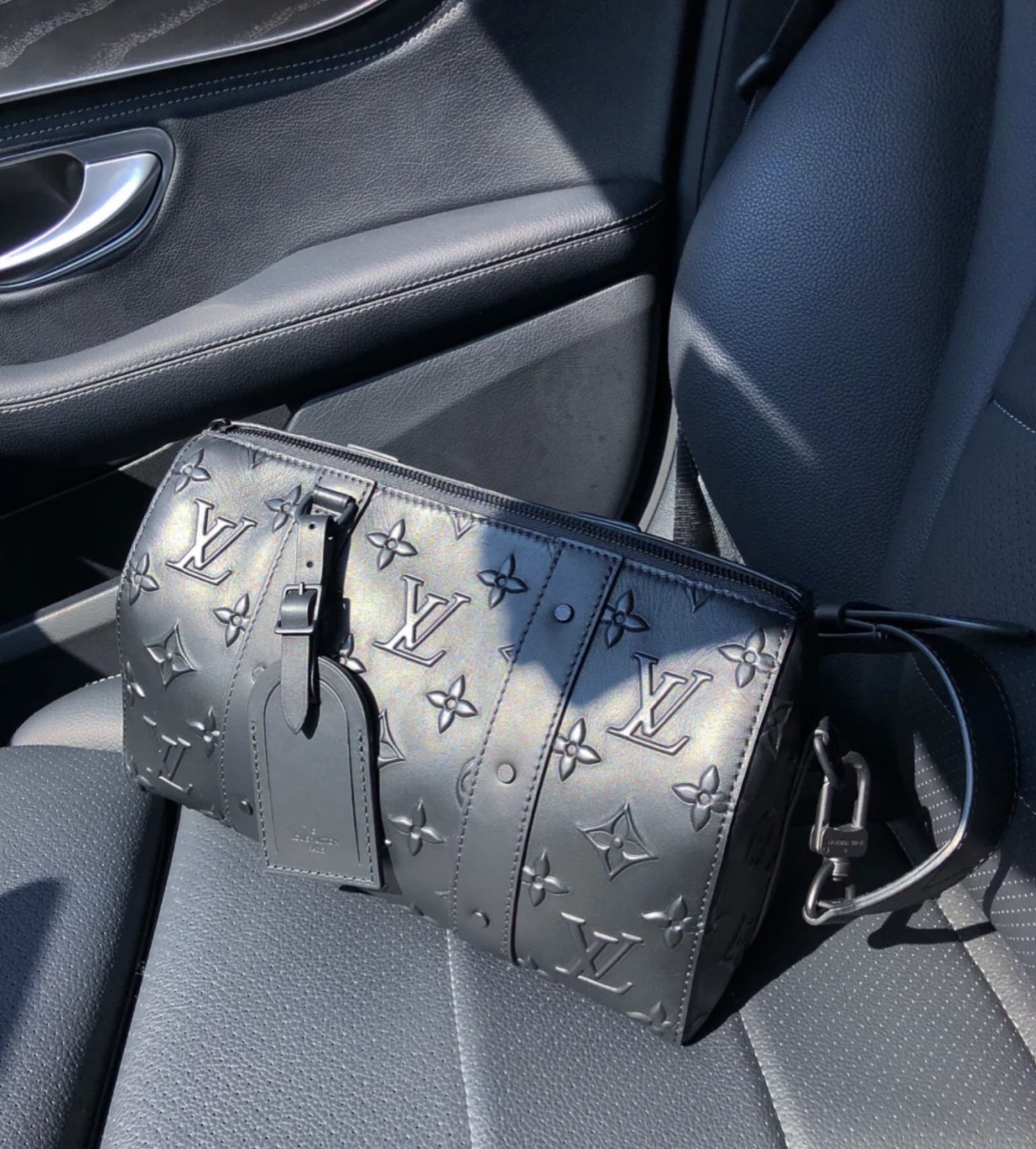 LV KEEPALL XS M57960