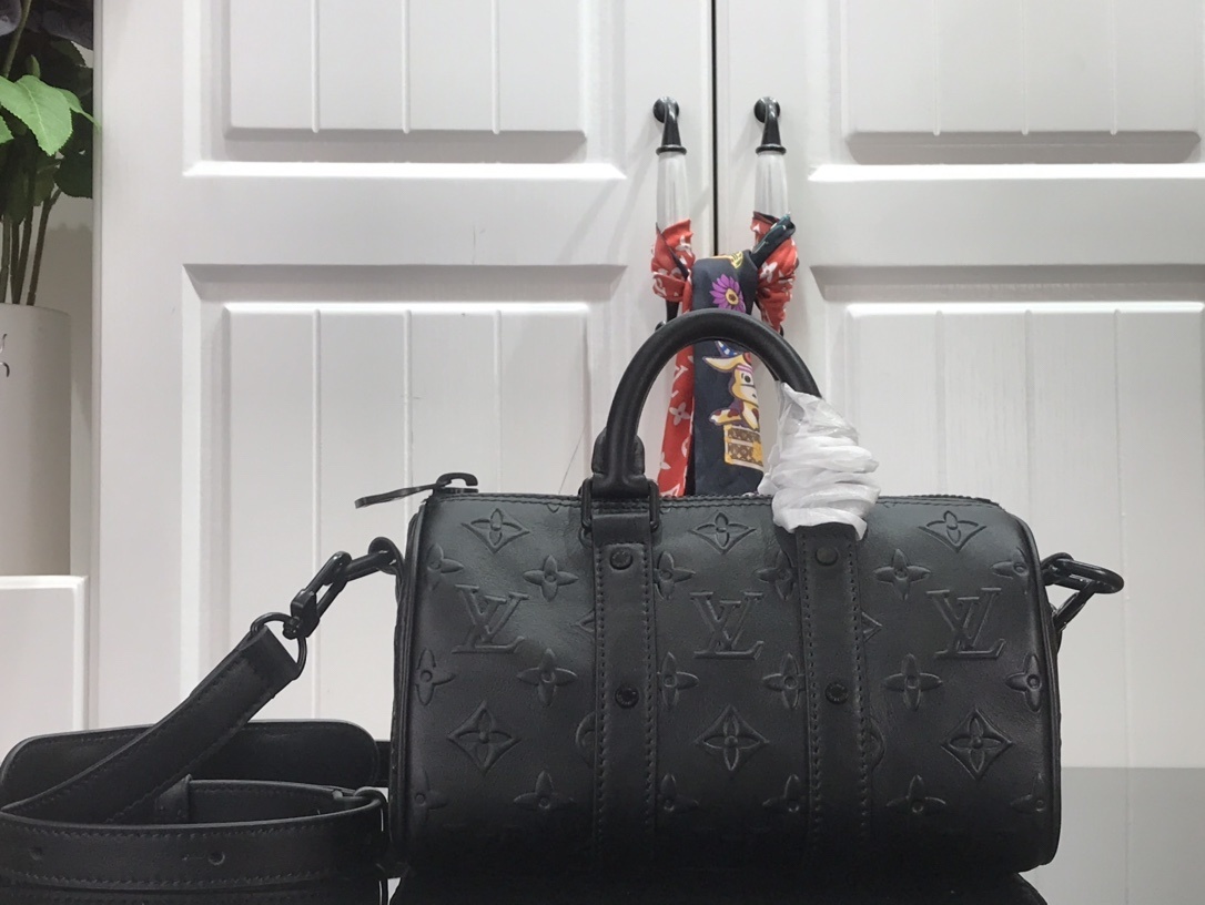 LV KEEPALL XS M57960