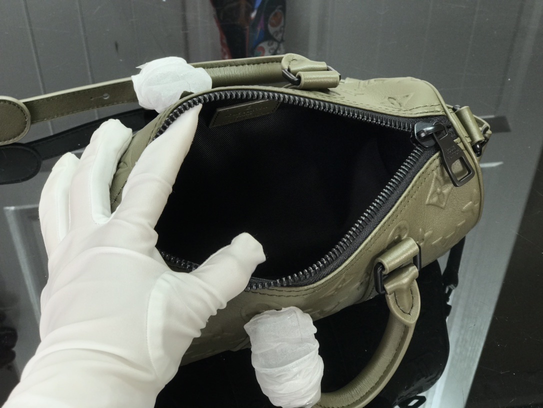 LV KEEPALL XS M57960