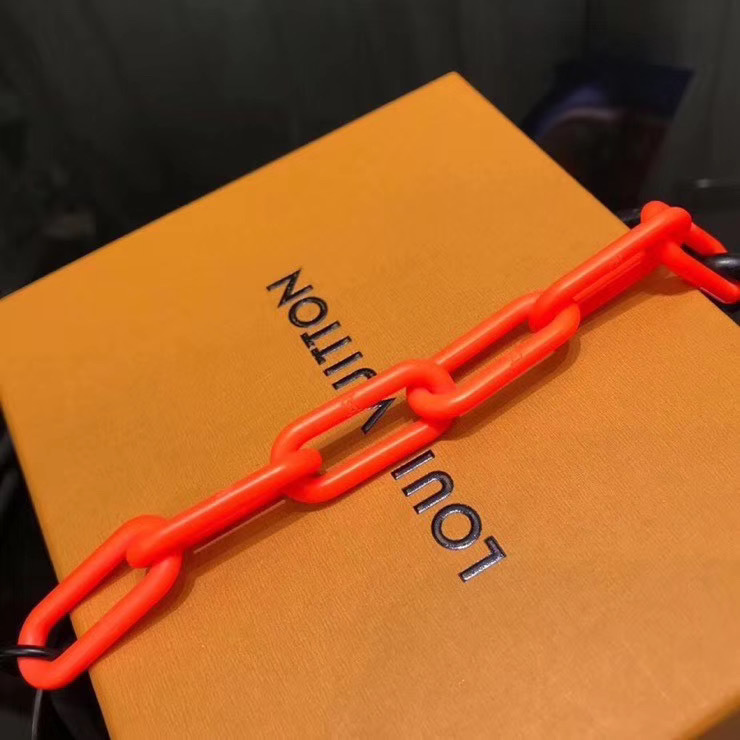 LV KEY CHAIN 120318A