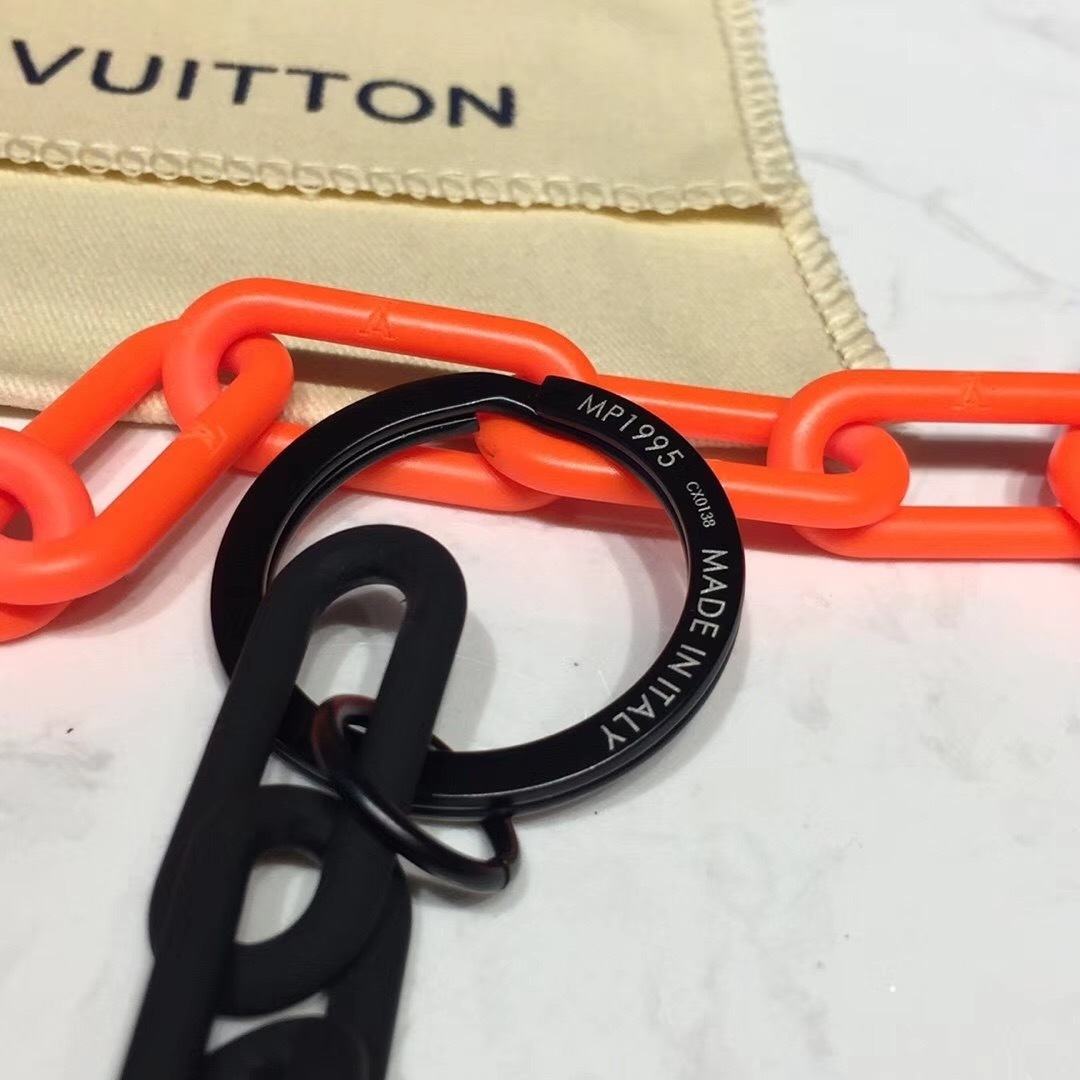 LV KEY CHAIN BAG CHARM AND KEY HOLDER MP2296