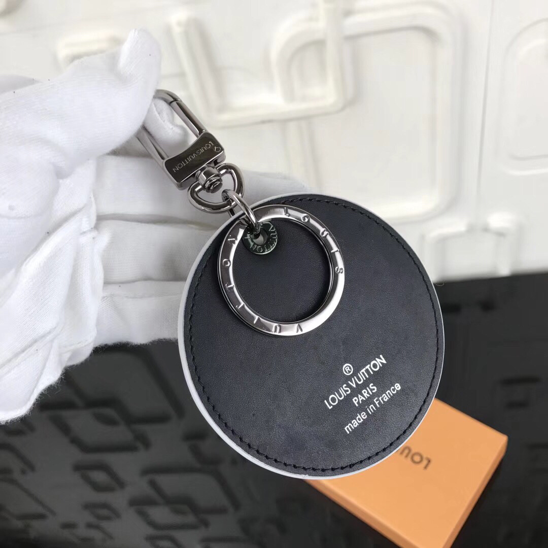 LV KEY CHAIN MP1993 