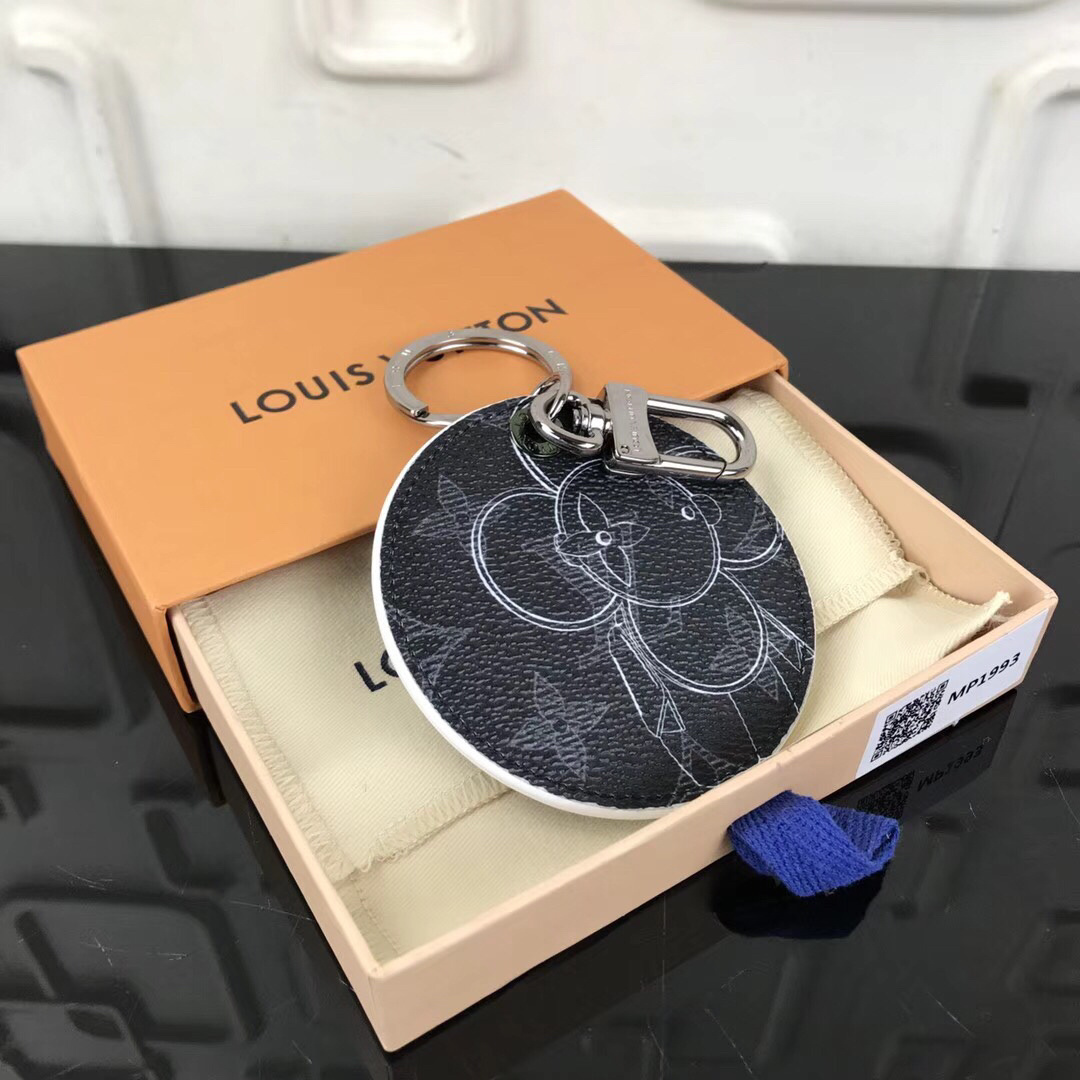 LV KEY CHAIN MP1993 