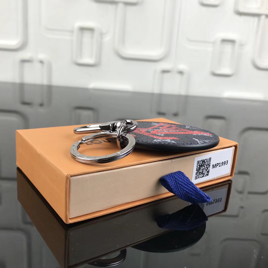 LV KEY CHAIN MP1993 