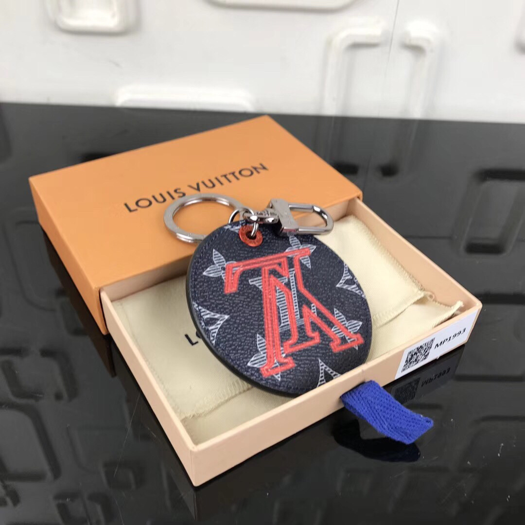 LV KEY CHAIN MP1993