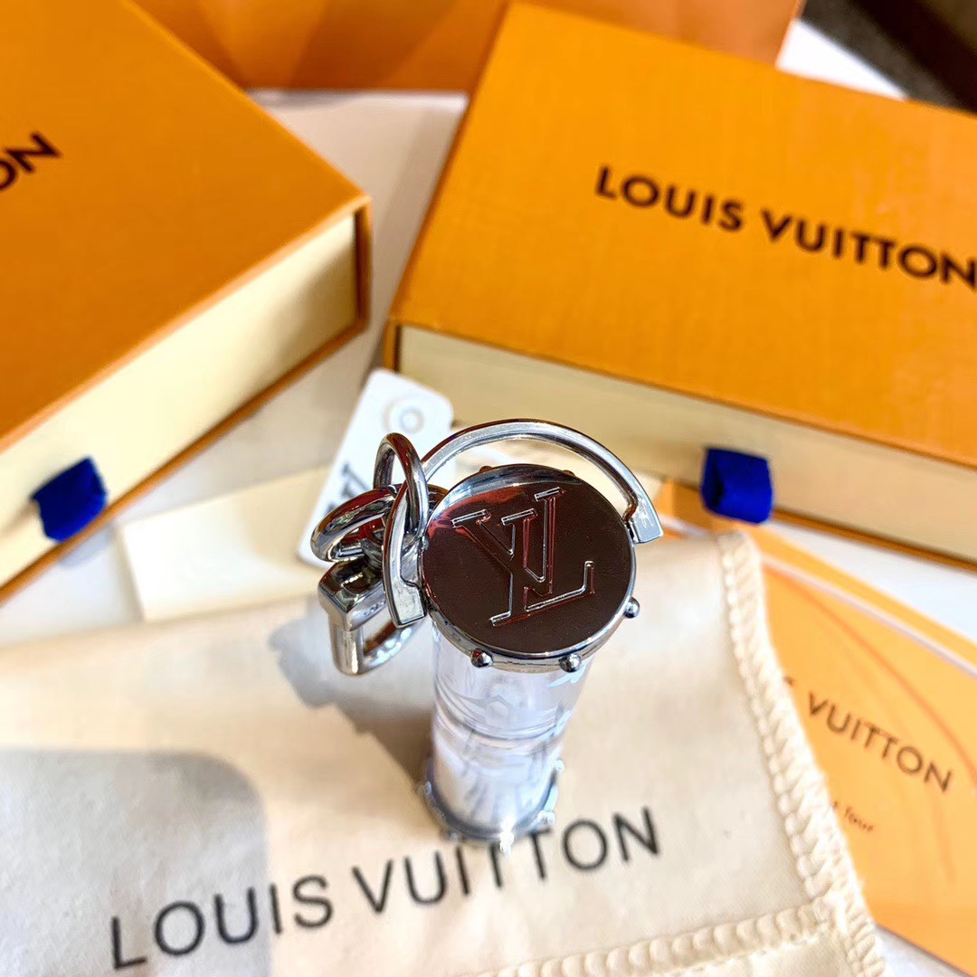 LV KEY HOLDER 120416B 