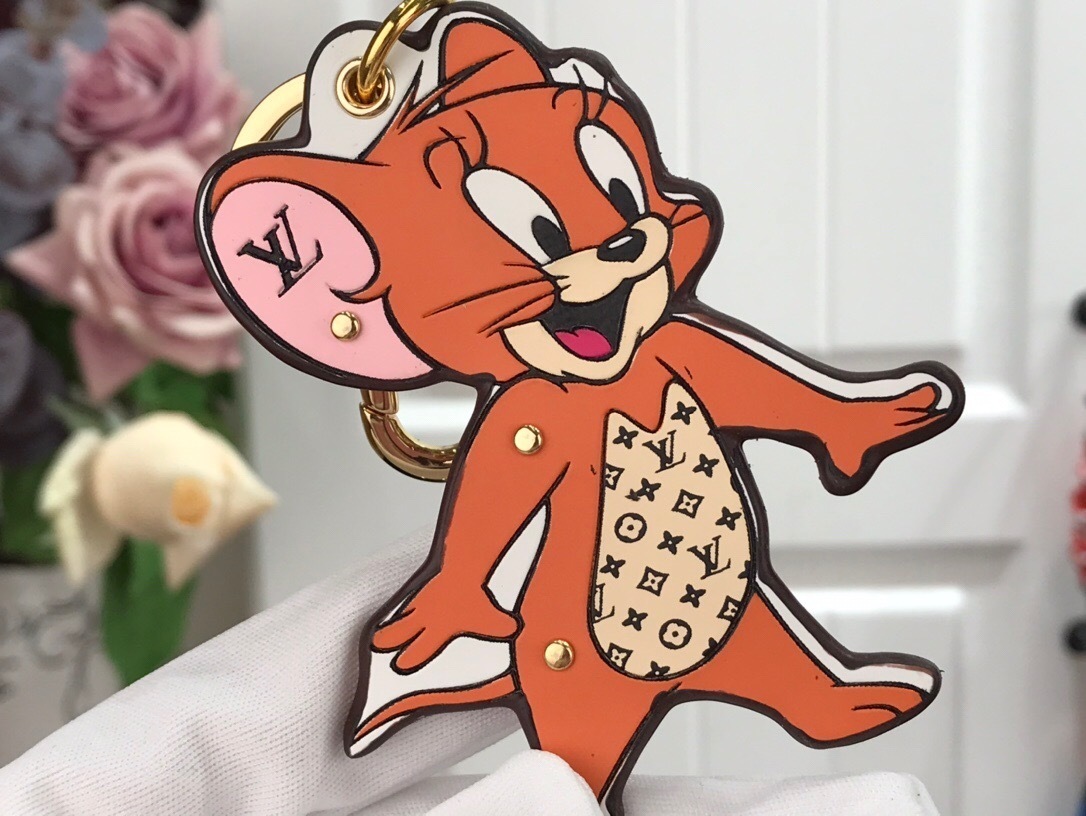 LV KEY HOLDER 120423A