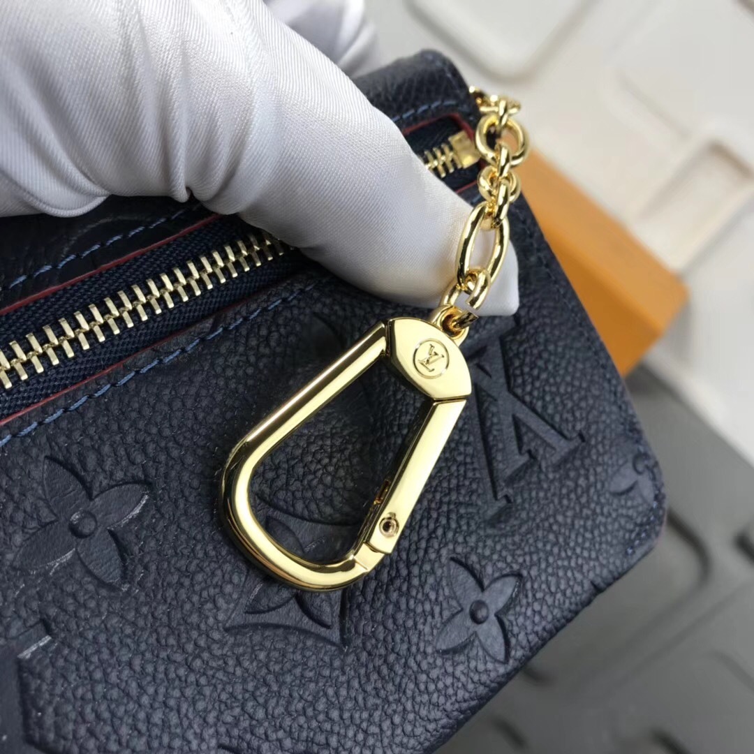 LV KEY POUCH M62017